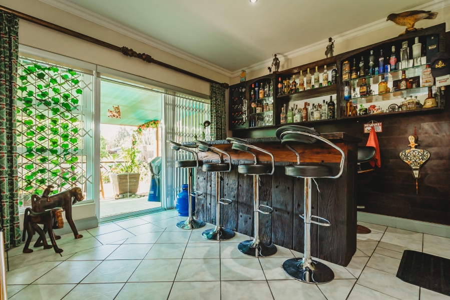 3 Bedroom Property for Sale in Heather Park Western Cape